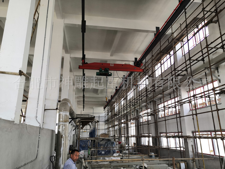 LX型電動(dòng)單梁懸掛起重機(jī)