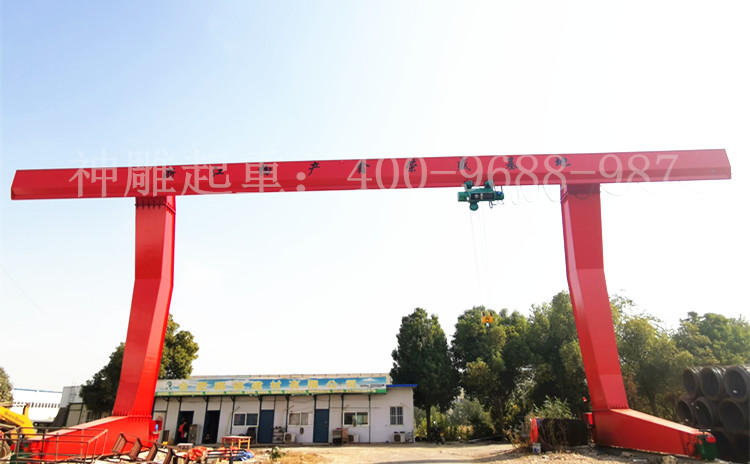 L型門式起重機(jī)
