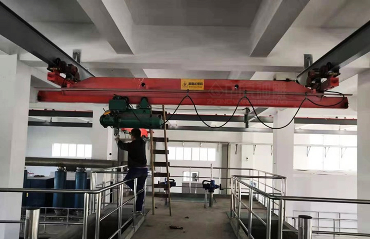 LX型電動單梁懸掛起重機